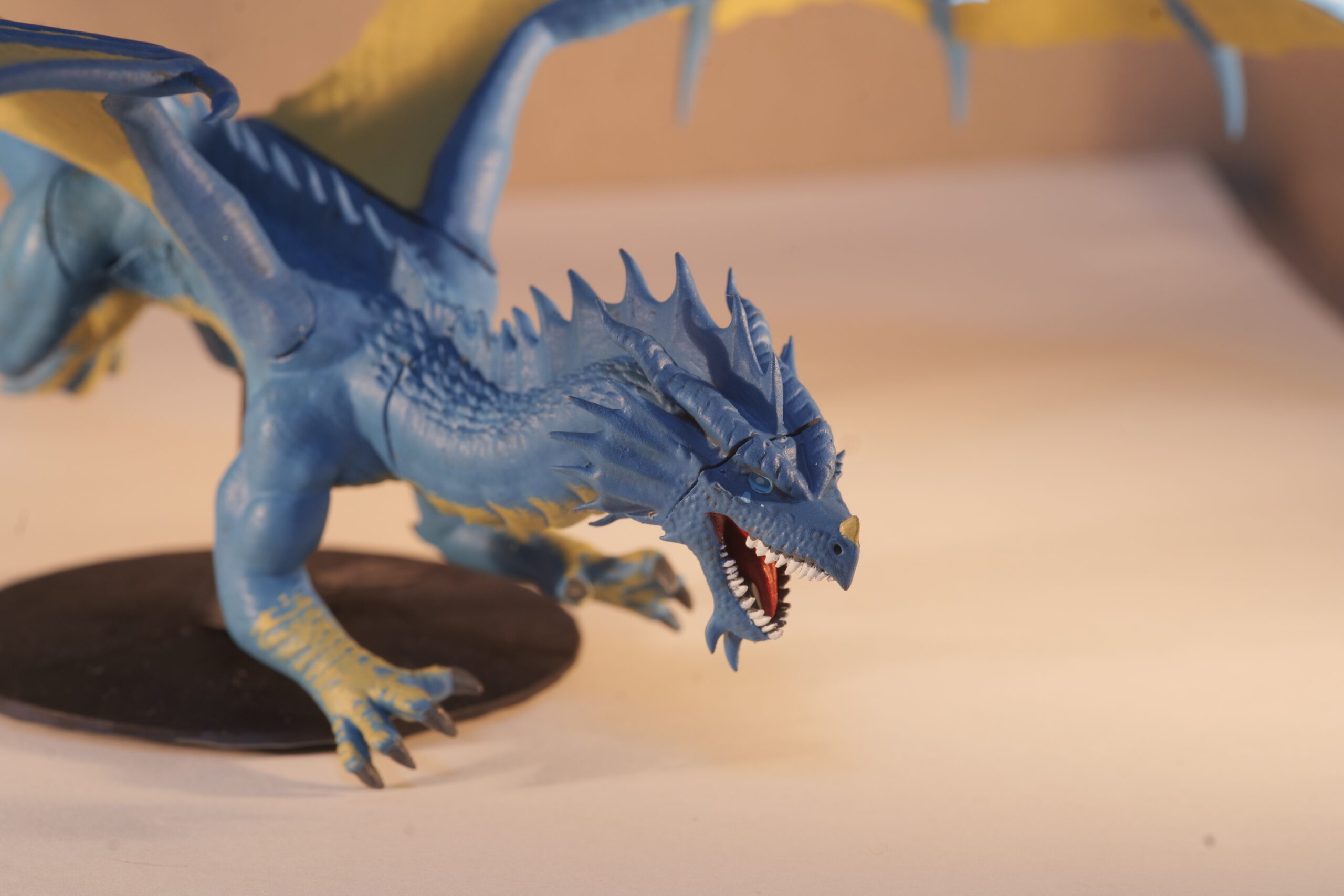 miniature dragon bleu